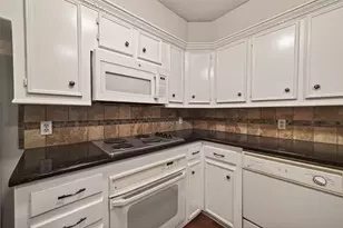2510 Grants Lake Blvd, Sugar Land, TX 77479 - Photo 16
