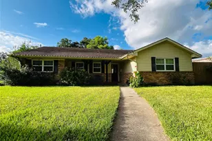 5118 Lymbar Dr, Houston, TX 77096 - Photo 2