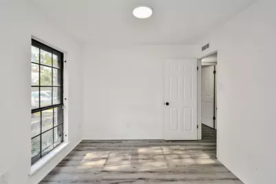 16210 Lazy Ridge Road, Houston, TX 77053 - Photo 28
