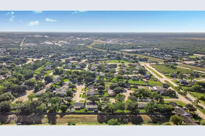 16210 Lazy Ridge Road, Houston, TX 77053 - Photo 42