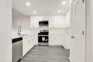 5314 Gayla Ln, Baytown, TX 77521 - Photo 8