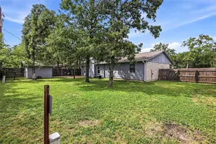 2826 Forestwood Dr, Bryan, TX 77801 - Photo 24