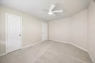 10719 Knoll Bend Ln, Houston, TX 77070 - Photo 28
