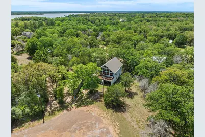 302 Lake Forest Circle, Somerville, TX 77879 - Photo 2