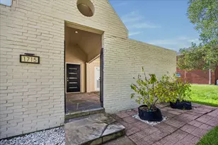 1715 Gingerleaf Ln, Houston, TX 77055 - Photo 8