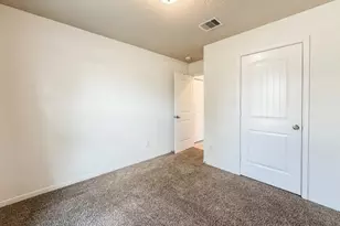 29015 Jacobs River Dr, Katy, TX 77494 - Photo 6
