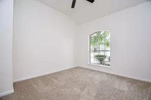 202 Knoll Forest Dr, Sugar Land, TX 77479 - Photo 34