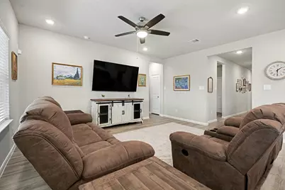 7627 Fremantle Lane, Baytown, TX 77523 - Photo 6