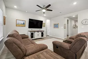 7627 Fremantle Ln, Baytown, TX 77523 - Photo 6