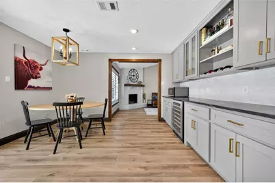 10 Kittiwake Court, The Woodlands, TX 77380 - Photo 8