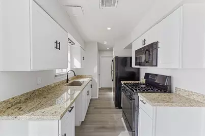 15326 Peachmeadow Lane, Channelview, TX 77530 - Photo 10