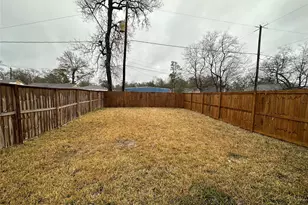 9302 Bean St, Houston, TX 77028 - Photo 22
