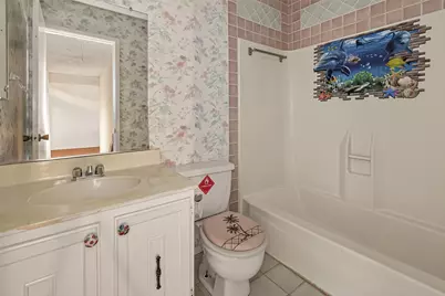 10647 Chapel Hill Drive, Houston, TX 77099 - Photo 32