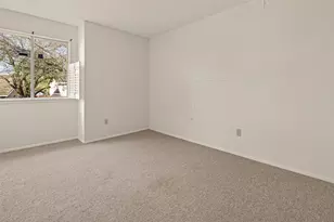 10647 Chapel Hill Dr, Houston, TX 77099 - Photo 28