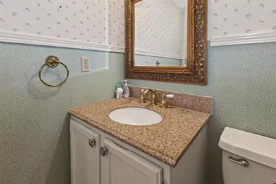 10647 Chapel Hill Drive, Houston, TX 77099 - Photo 22