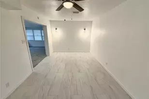 316 Angle St, Angleton, TX 77515 - Photo 6