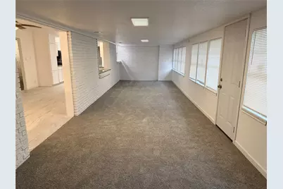 316 Angle Street, Angleton, TX 77515 - Photo 10