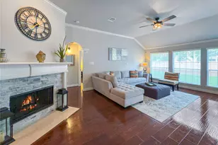 2516 Spring Landing Dr, Pearland, TX 77584 - Photo 8