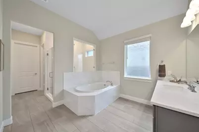 12014 Parsifal Creek Road, Humble, TX 77346 - Photo 32