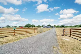 8938 Old Hwy Rd, Calvert, TX 77837 - Photo 1