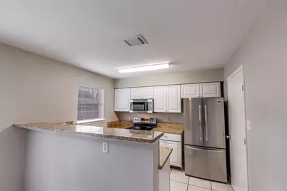 1930 Avenue B, Katy, TX 77493 - Photo 6