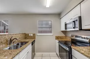 1930 Avenue B, Katy, TX 77493 - Photo 8