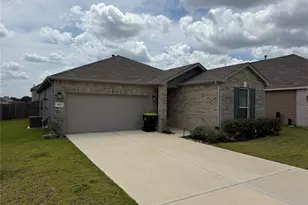 41814 Buckskin Basin Ln, Magnolia, TX 77354 - Photo 2