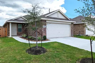 8810 Wooster Trails Dr, Baytown, TX 77521 - Photo 2