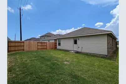 8810 Wooster Trails Drive, Baytown, TX 77521 - Photo 16