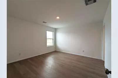 8810 Wooster Trails Drive, Baytown, TX 77521 - Photo 8