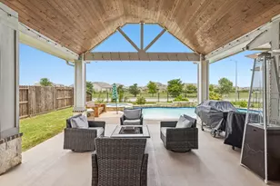 14511 Meadowlands Dr, Mont Belvieu, TX 77523 - Photo 8