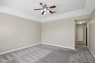 11022 Sarah Bluff Ln, Cypress, TX 77433 - Photo 22