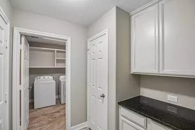 11022 Sarah Bluff Lane, Cypress, TX 77433 - Photo 26