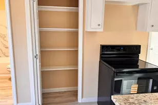 2820 Moore Ave, Bay City, TX 77414 - Photo 6