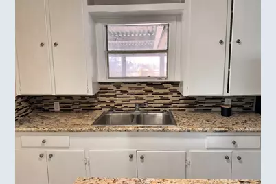 2820 Moore Avenue, Bay City, TX 77414 - Photo 4