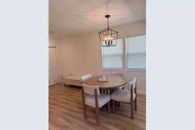 606 Winding Way Street, Lake Jackson, TX 77566 - Photo 4