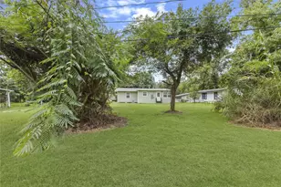 606 Winding Way St, Lake Jackson, TX 77566 - Photo 32
