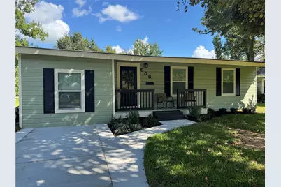 606 Winding Way Street, Lake Jackson, TX 77566 - Photo 1
