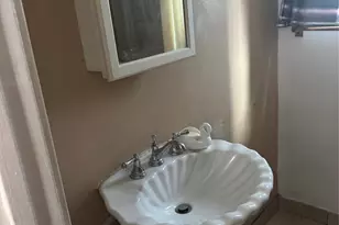 115 Bedford St, Houston, TX 77012 - Photo 6