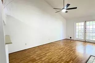 8055 Cambridge St, Houston, TX 77054 - Photo 6