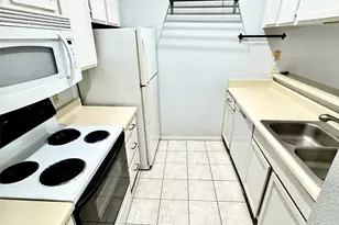 8055 Cambridge St, Houston, TX 77054 - Photo 10