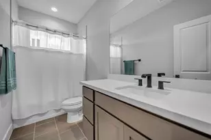 2502 Ocean Key Dr, Texas City, TX 77568 - Photo 16