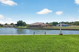7 April Point Dr S, Conroe, TX 77356 - Photo 26