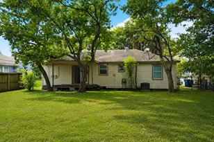 1211 17th Ave N, Texas City, TX 77590 - Photo 16