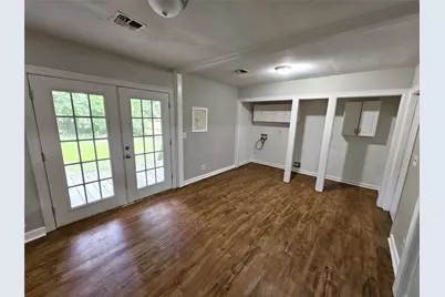 1211 17th Avenue N, Texas City, TX 77590 - Photo 6