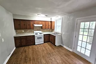 1211 17th Ave N, Texas City, TX 77590 - Photo 8