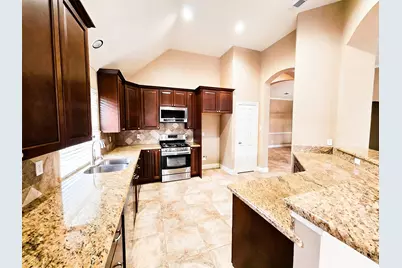 7906 Hazy Brook Lane, Humble, TX 77396 - Photo 6