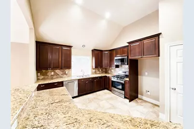 7906 Hazy Brook Lane, Humble, TX 77396 - Photo 4