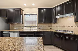 13938 Sawmill Run Ln, Houston, TX 77044 - Photo 10