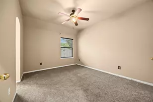 13938 Sawmill Run Ln, Houston, TX 77044 - Photo 24